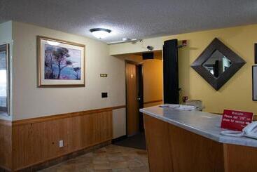 فندق East Grand Inn