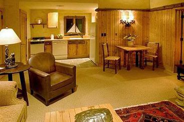 ホテル The Lodge At Buckberry Creek