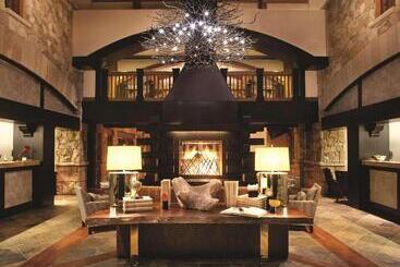 בית מלון כפרי The Sebastian  Vail