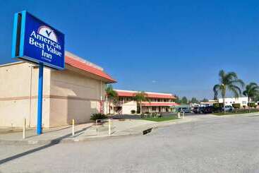 מוטל Americas Best Value Inn Calimesa