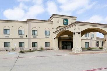 모텔 Quality Inn & Suites   Glen Rose