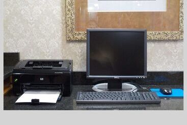 מוטל Surestay Plus Hotel By Best Western Warner Robins Afb