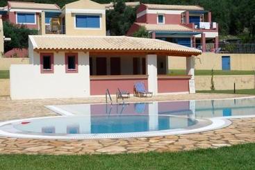 شقة Akti Barbati Complex