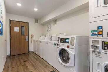 آپارتمان Extended Stay America Select Suites  Fayetteville  I49