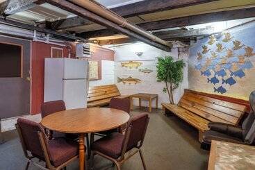 Отель Clair Tappaan Lodge