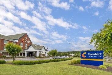 酒店 Comfort Inn & Suites Hampton Near Coliseum