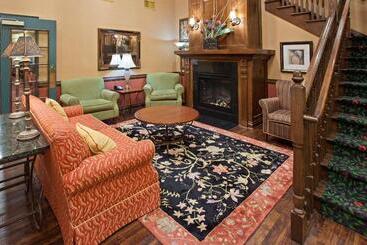 هتل Country Inn & Suites By Radisson, Grand Rapids East, Mi