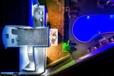 فندق Lavarock Santorini