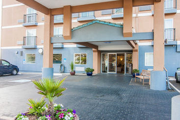 هتل Inn At Lincoln City