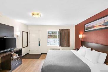 Отель Quality Inn