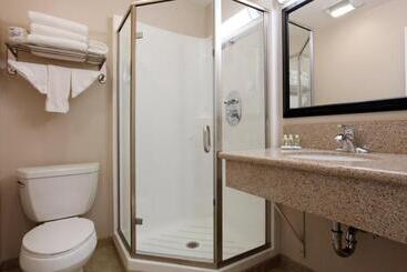 בית מלון כפרי Raincross