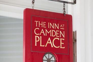 בית מלון כפרי The Inn At Camden Place