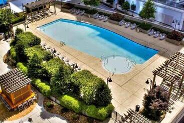 בית מלון כפרי Twelve Downtown, Autograph Collection