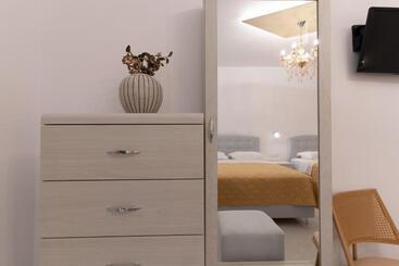 ホテル Villa Basil