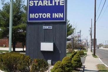 מוטל Starlite Motor Inn