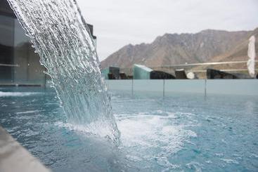 هتل Enjoy Santiago