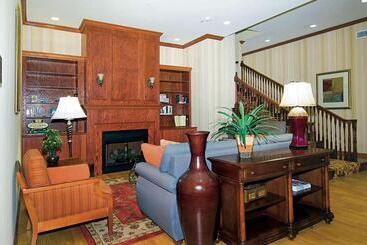 Отель Country Inn & Suites By Radisson, Tallahassee University Area, Fl