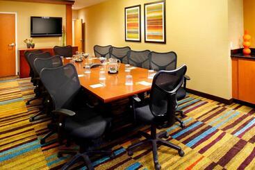 호텔 Fairfield Inn & Suites Pittsburgh Neville Island
