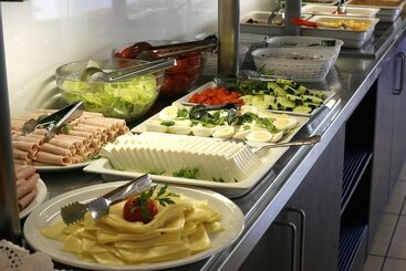 هتل Travelodge Barcelona Poblenou