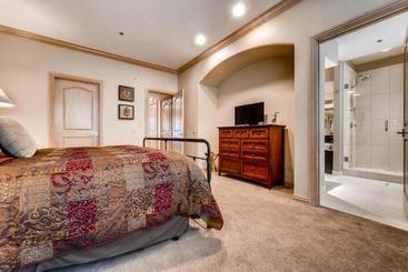 Ironwood Townhomes