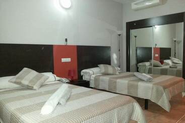 مُتل Hostal Ayamonte Los Mellizos