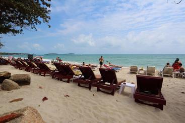 استراحتگاه Tradewinds Cottages