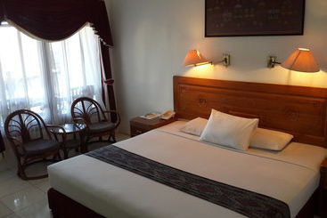 هتل Bukit Senggigi