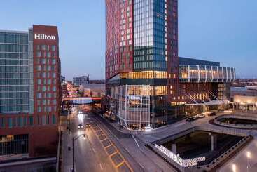 ホテル Hilton Columbus Downtown