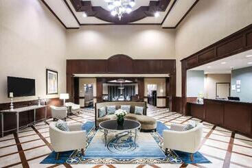 酒店 La Quinta Inn & Suites By Wyndham Dfw Airport West  Euless