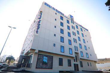 هتل Platinum Park