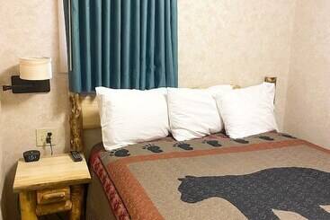 فندق Spirit Lake Lodge