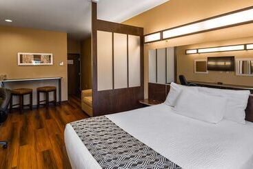 Surestay Plus Hotel By Best Western Buckhannon