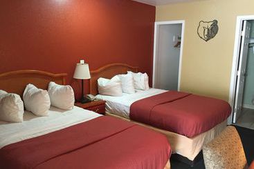 هتل Vista Inn & Suites Memphis