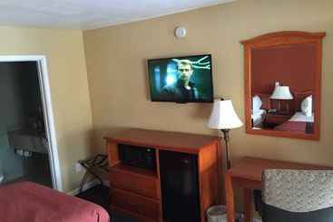 هتل Vista Inn & Suites Memphis