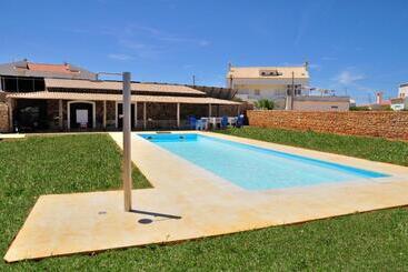 Tonel Apartamentos Turisticos