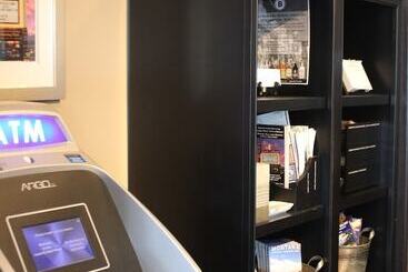 Lewis & Clark Motel   Bozeman