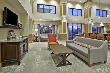 شقة فندقية Hampton Inn & Suites Plattsburgh