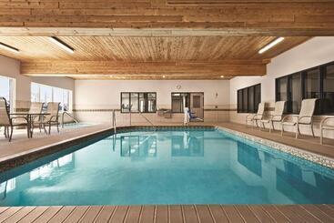 فندق Country Inn & Suites By Radisson, Marinette, Wi