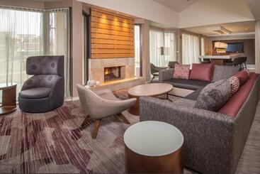 Отель Courtyard By Marriott Baltimore Bwi Airport