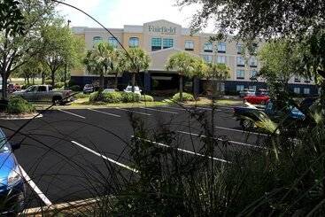 בית מלון כפרי Fairfield Inn & Suites By Marriott Charleston Airport/convention Center