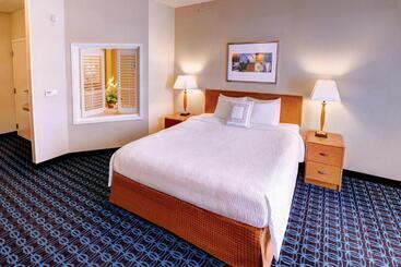 فندق Fairfield Inn & Suites By Marriott Wausau