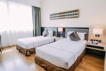 Отель Granada Johor Bahru