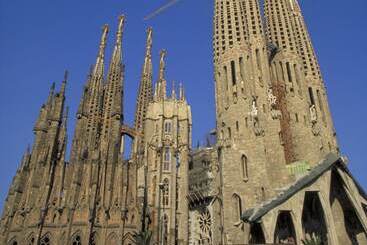 בית מלון כפרי Ibis Barcelona Centro