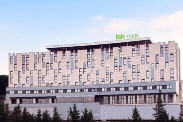 בית מלון כפרי Ibis Styles Roma Eur