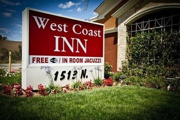 فندق على الطريق West Coast Inn   Near Gem Theatre