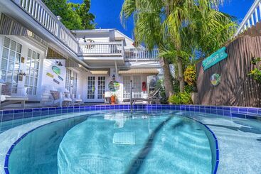 مبيت وإفطار Seascape Tropical Inn