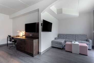 בית מלון כפרי Comfort Suites Mt. Julietnashville Area