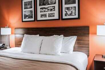 ホテル Sleep Inn & Suites Fort Campbell