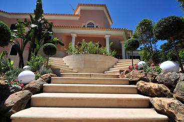 ホテル The Charm Of Cascais