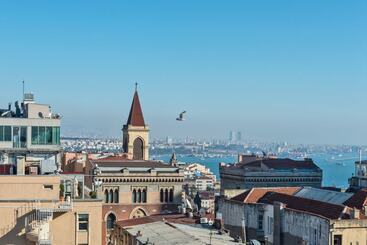 בית מלון כפרי The Pera Hill